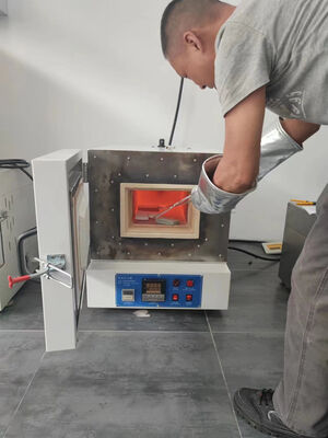 Liyi 1000 Degree 1200 / 1500 Electric High Temperature Heat Treatment Lab Industrial Muffle Furnace Price