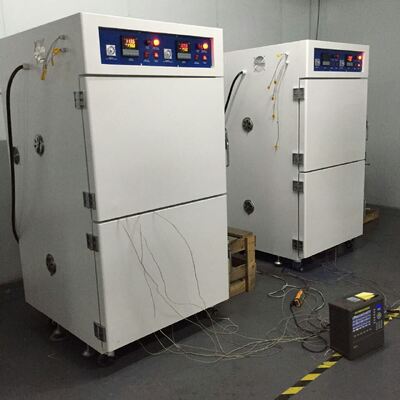 Liyi 200 Degrees High Temperature Vacuum Drying Equipment With Pump Vacuum Chamber Oven
